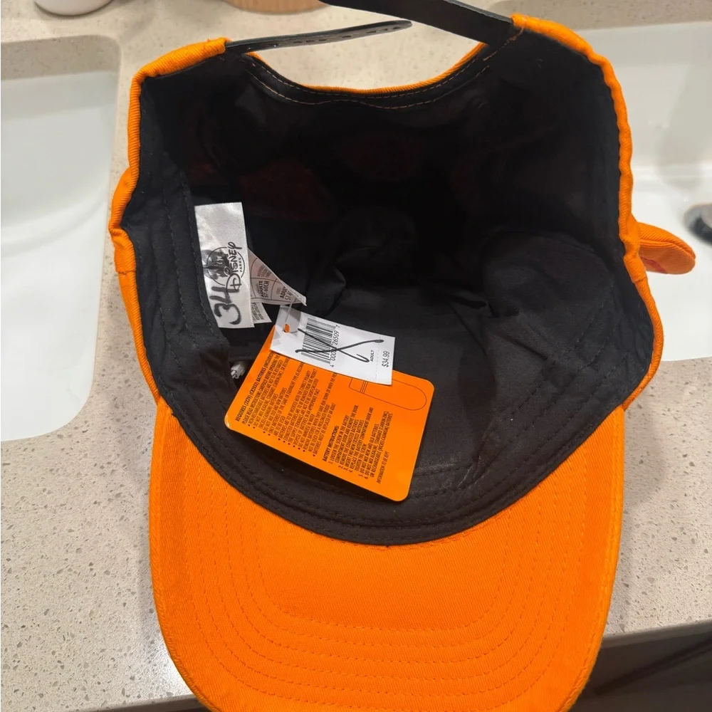 DISNEY Mickey Pumpkin Hat - Picture 5 of 8